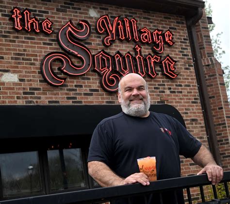 village squire west dundee